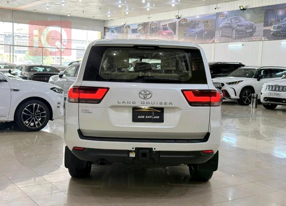 تويوتا لاندكروزر